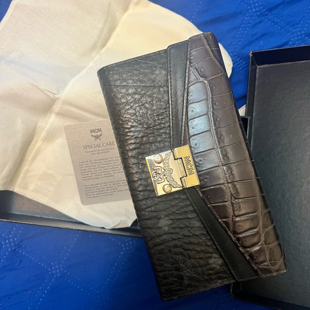 MCM Black Leather Wallet with Zipper